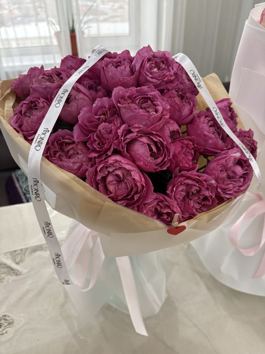 Цветы свежие все по 13.000