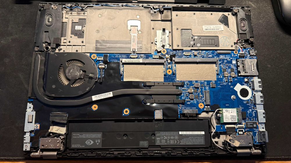 Dezmembrare Laptop Dell Inspiron 3737, Lenovo T580, Lenovo 80LH B51-35