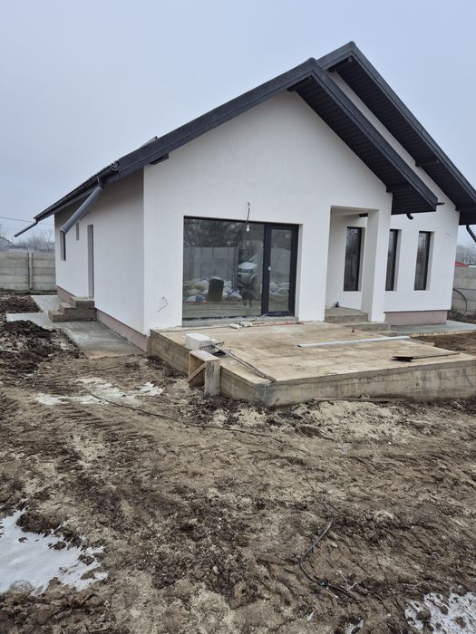 Casa de vanzare 120 mp