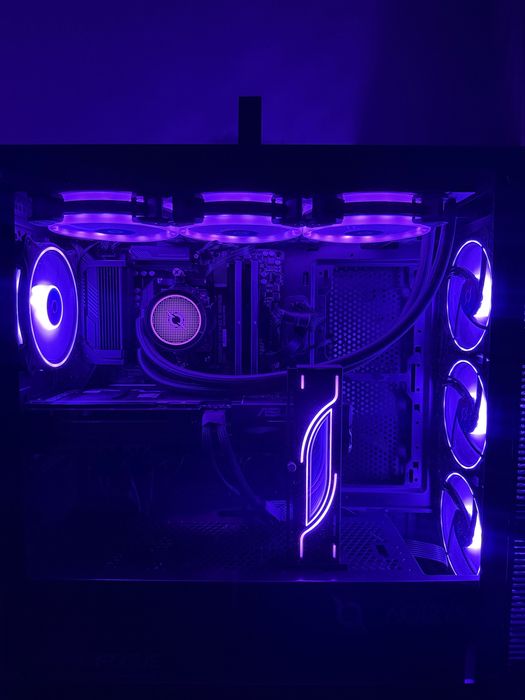 PC Gaming RTX 5070 | Ryzen 7 9800x3d | 32 Gb Ram 6000 Mhz