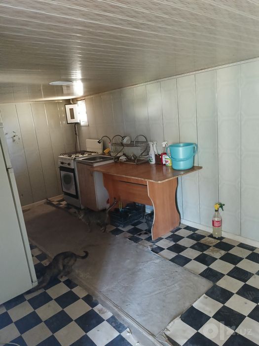Dacha sotiladi  plem savhozdan utganda hama sharoeiti bor