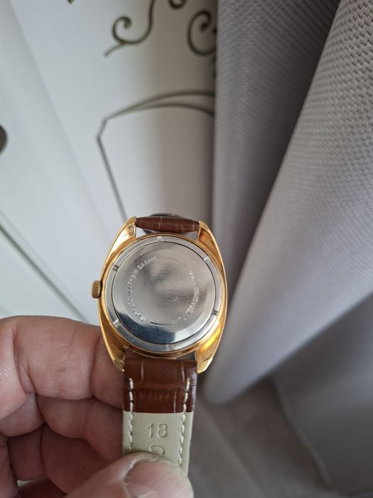 Продам часы СССР