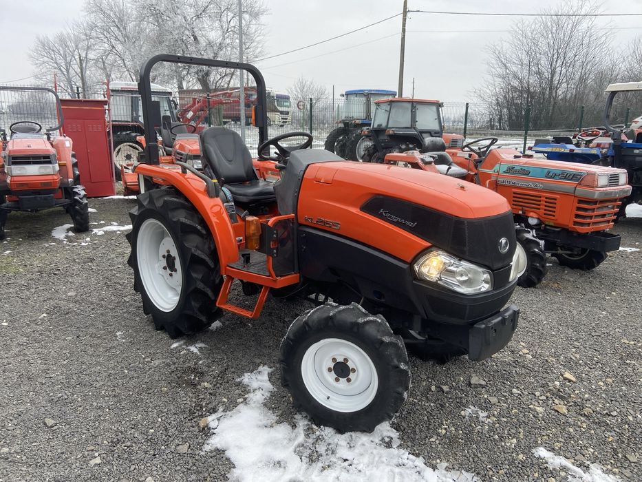 Tractor japonez Kubota KL265, model nou 2008, 26cp, 4x4