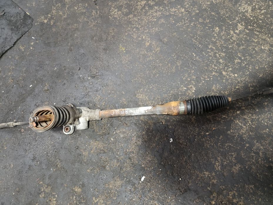 Рейка рулевая на Тойота Ярис 03-2005г.в