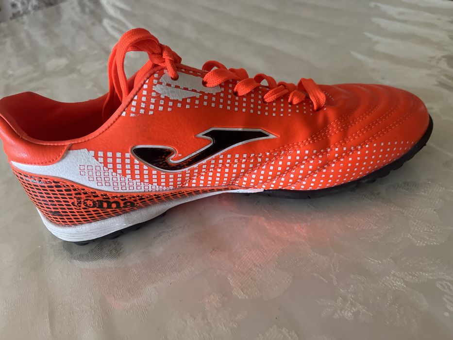 Продаются сороконожки Joma