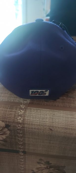 De vânzare șapcă originala