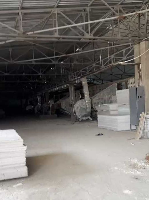 Продаётся 6 300 м² производственная база в Янгихаётском районе.