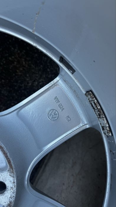 Фолцваген тигуан джанти 17'' 5х112 със зимни гуми