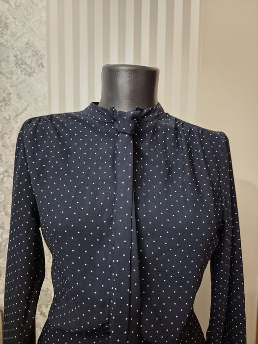 Елегантна рокля H&M