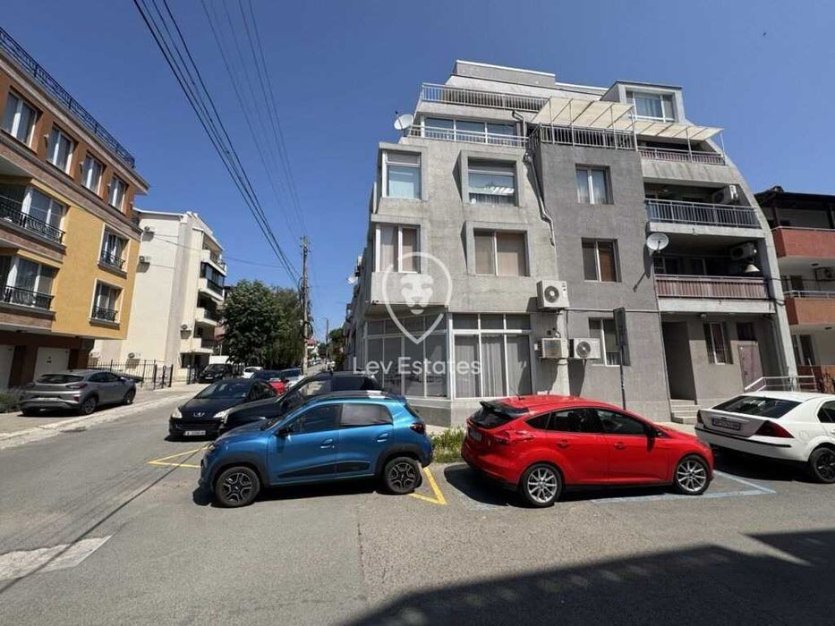 Продава се Едностаен апартамент в Бургас, Сарафово - 40 кв.м за 1700 €/кв.м - Снимка #2