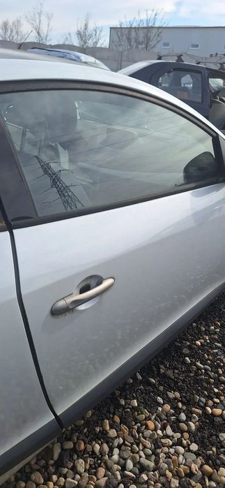 usa dreapta fata renault megane 3