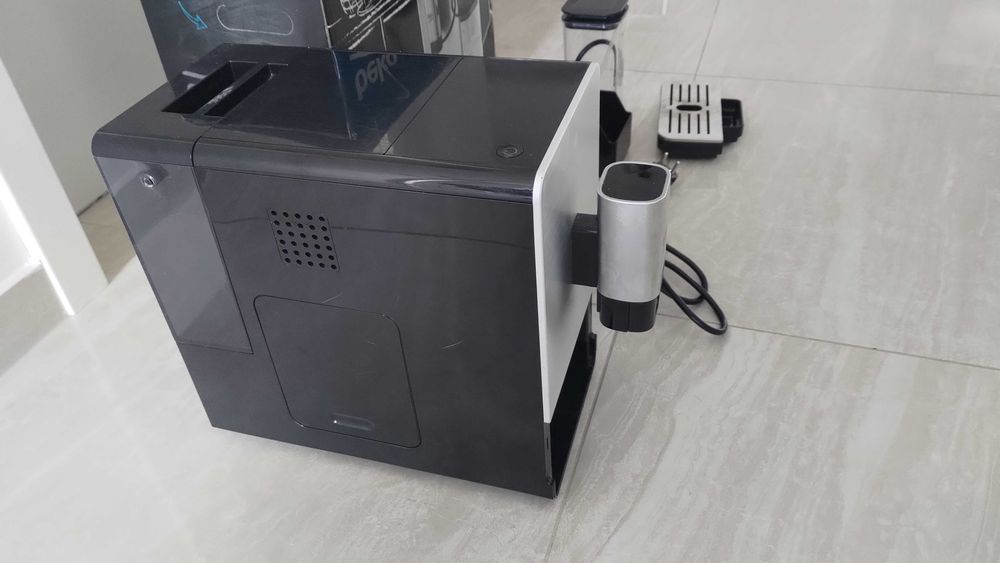 Espresor automat Beko 19 bari