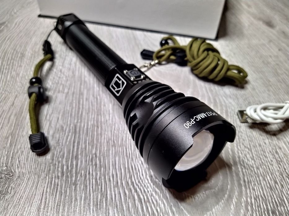 XHP90.2 Lanterna PROFESIONALA , 100% metal led multicore - quadcore