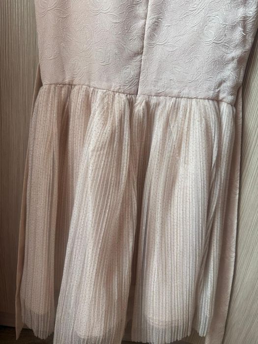 Платье на девочку