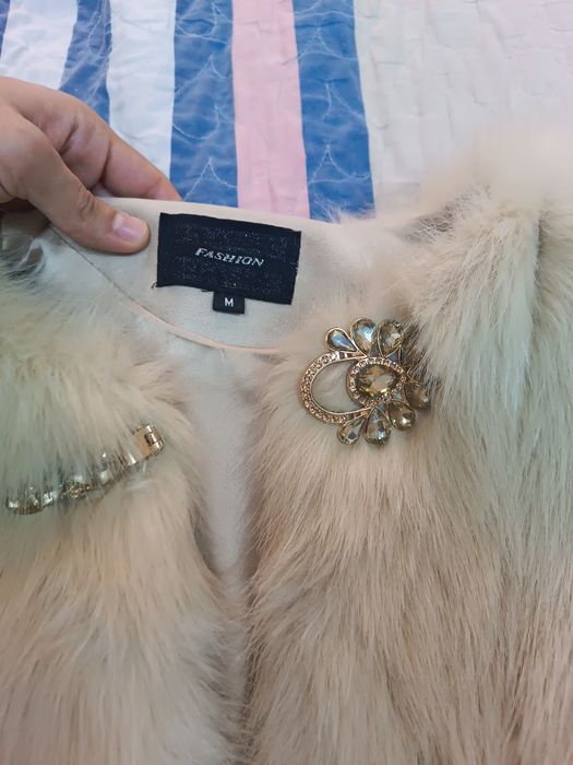 Продается короткая шуба