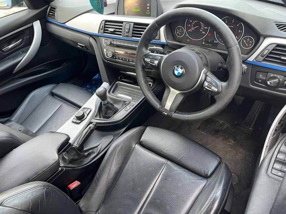 Dezmembrez bmw f30 f31 320d n47d20c m paket jante r18 interior m piese