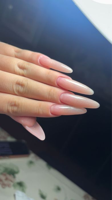 Unghii cu gel Cosmina