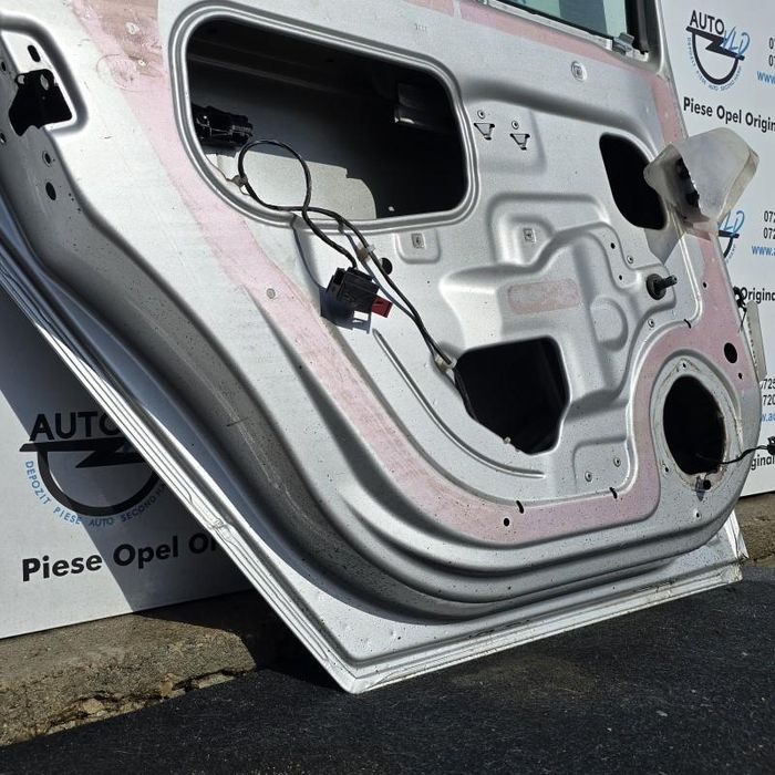 Portiera usa Z157 stanga spate Opel Astra H facelift
