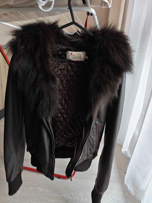 Дамско кожено яке