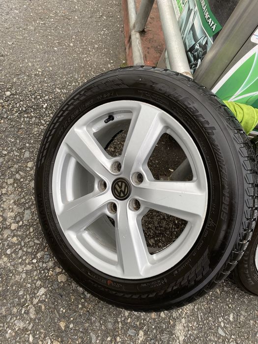 Vand anvelope si roti complete preturi incepand de la 100 lei