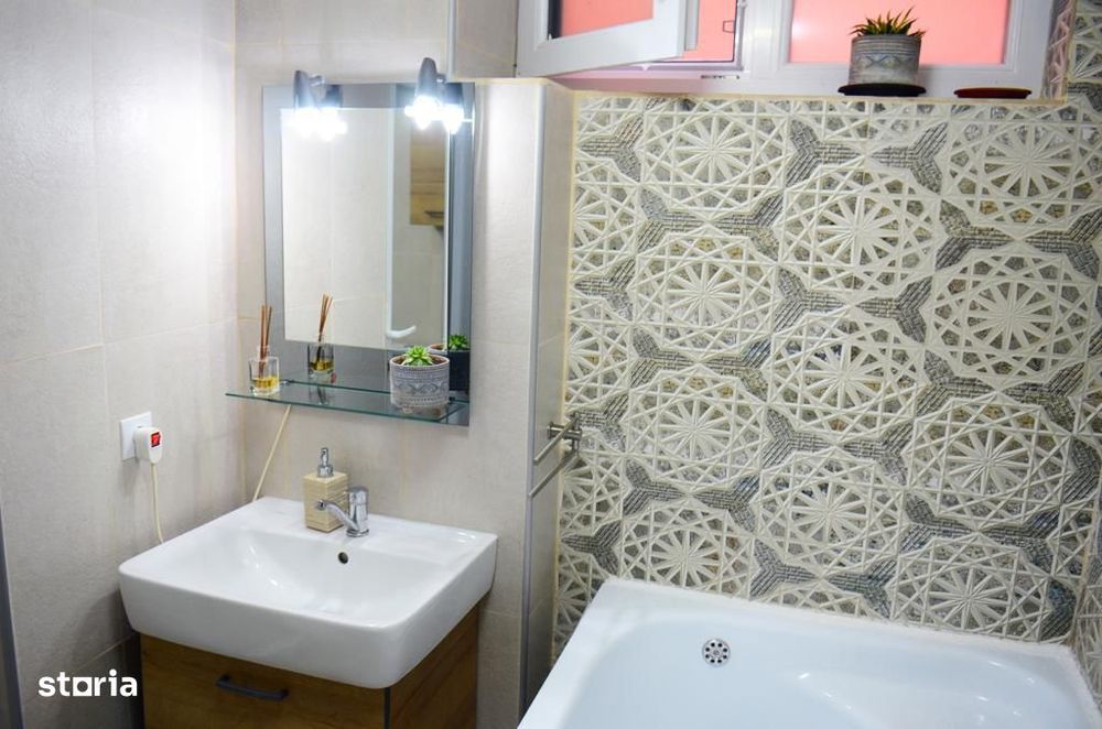 Apartament 3 camere, Ultracentral, Str. Libertatii, 61 mp utili