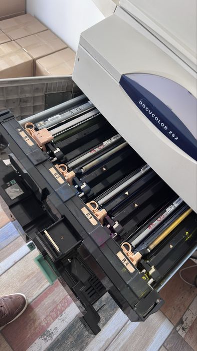 Продам принтер Xerox 252