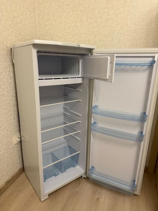 Продам холодильник Бирюса