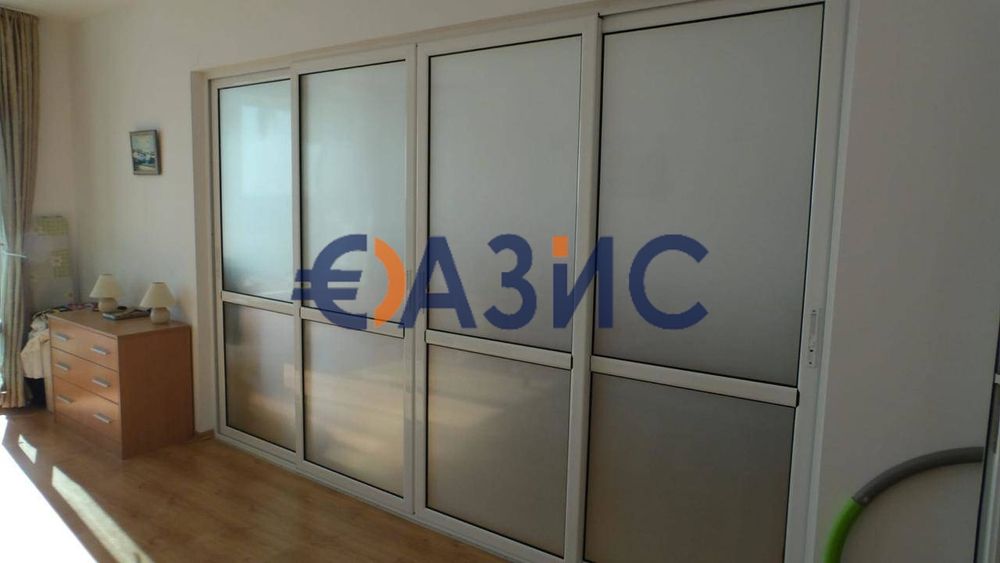 Първа линия на морето !2-стаен апартамент, директен изглед към морето,