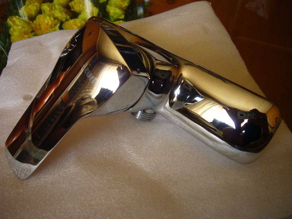 Смесителна душ батерия "FERRO Armatura" (Полша) с шлаух и слушалка