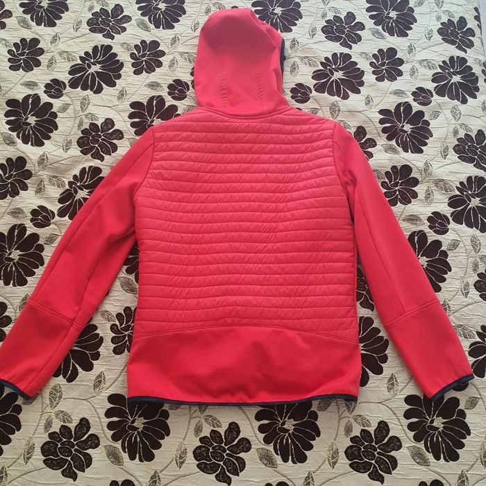 Пролетно яке Cango Ros