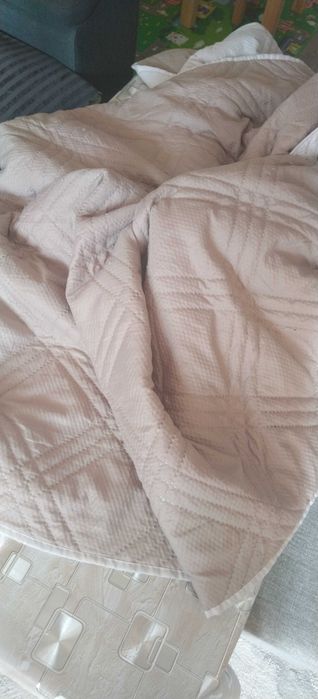 Двулицево шалте- четири броя- използвано.