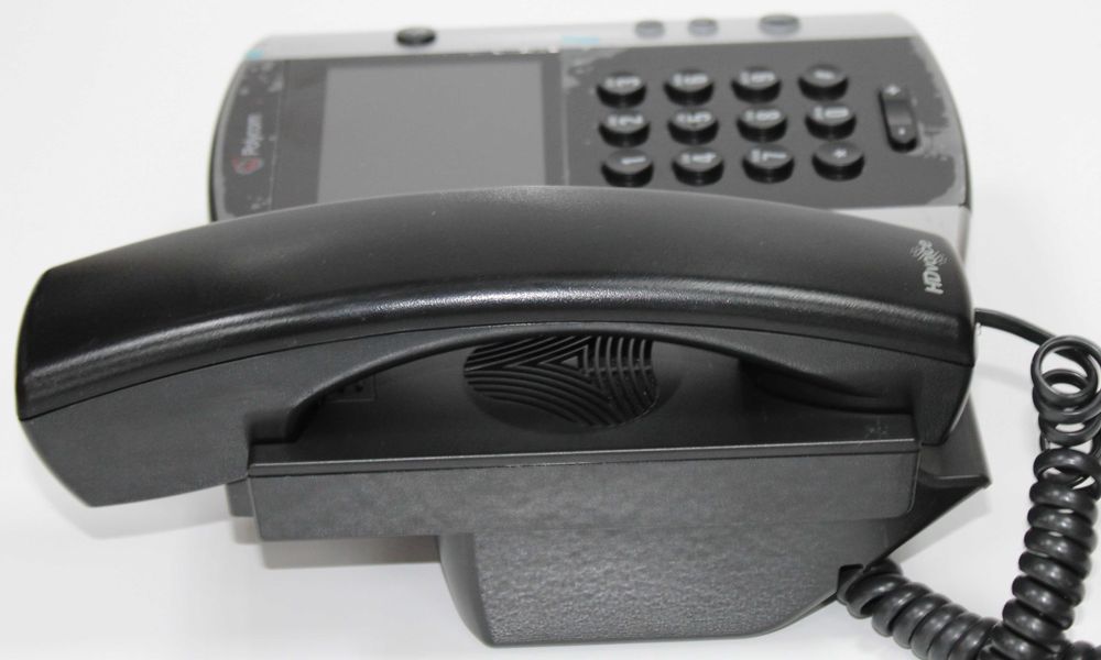 IP телефон Polycom VVX 501