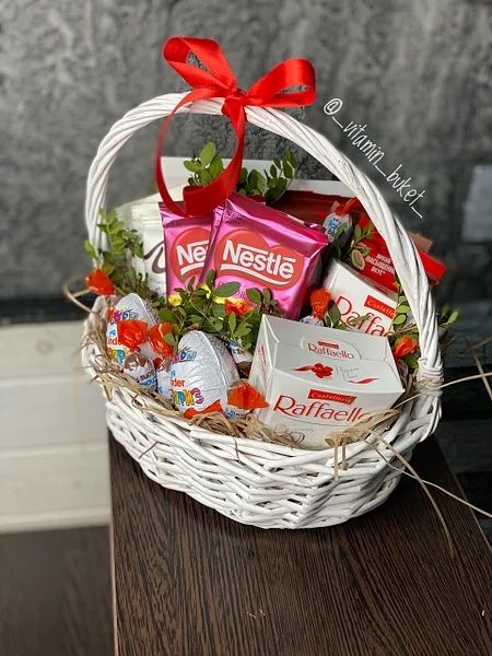 Корзины подарочные корзина