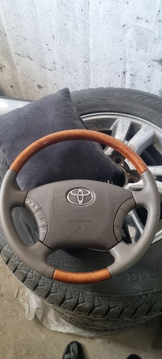 Оригинальный руль Toyota / Lexus дерево + кожа