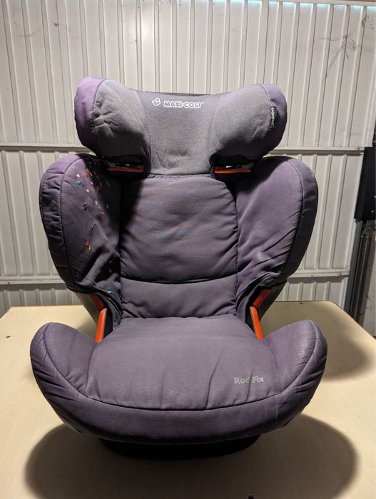 Столче за кола Maxi Cosi Rodifix