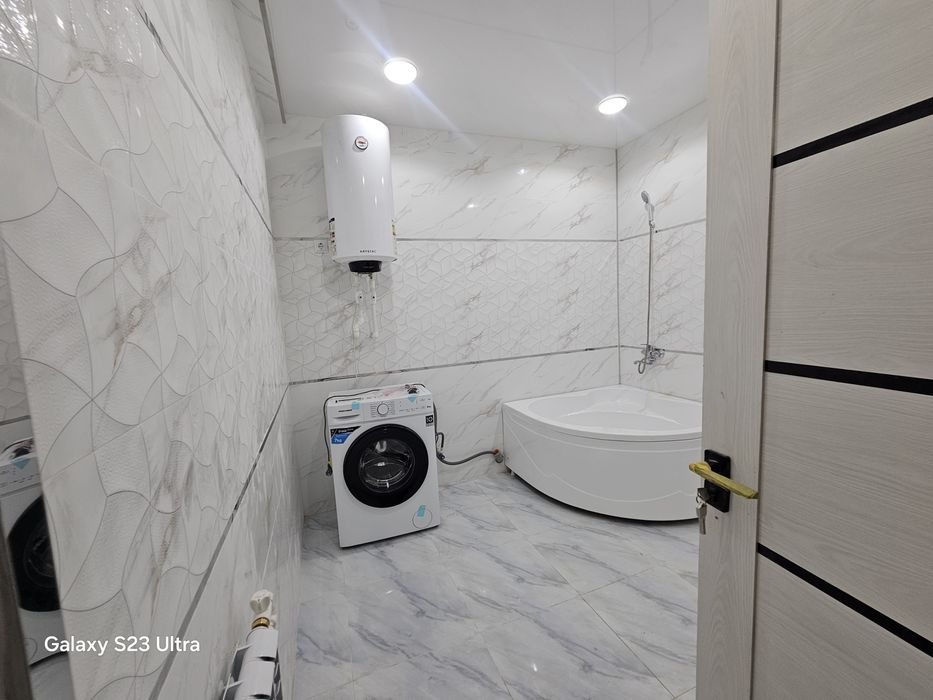 Uy sotiladi 3 xonalik barcha jixozlari bilan