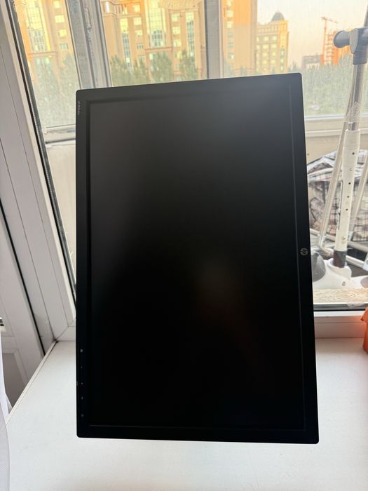 монитор HP ZR2440w