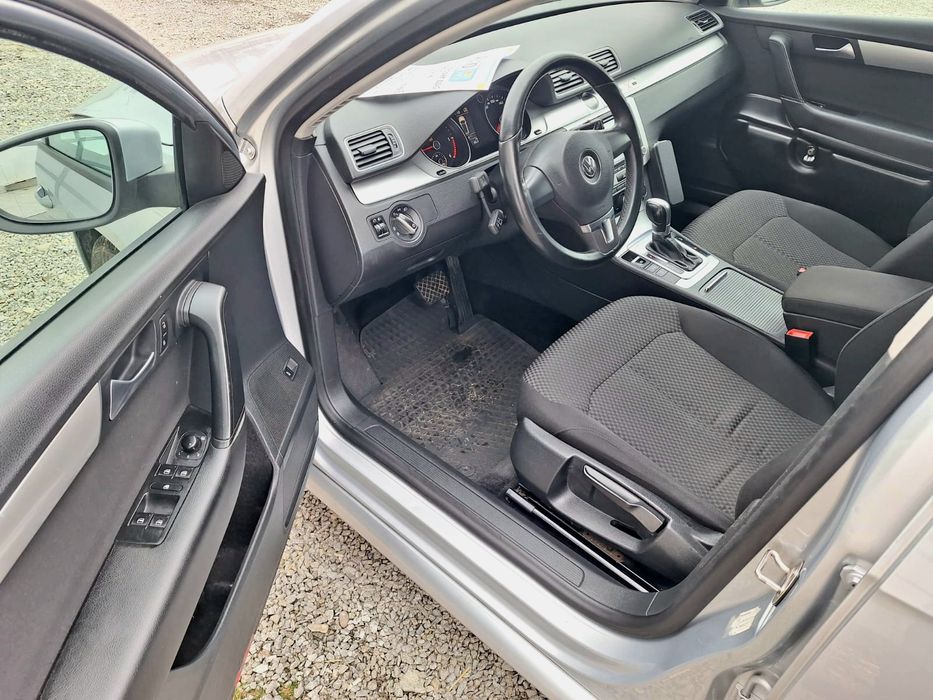 Volkswagen Passat B7 DSG 2.0 TDi 140 Cp - 2013