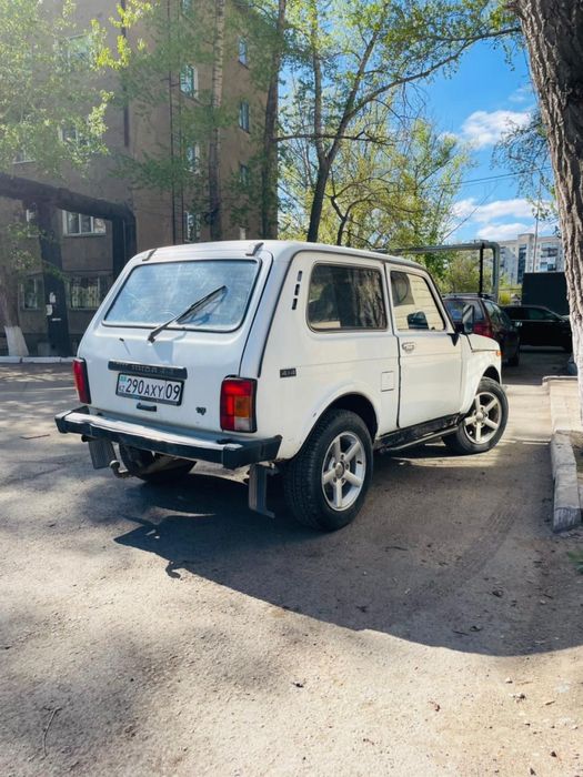 НИВА, 2003год, ваз 21213