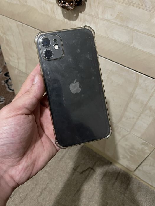 В продаде Айфон 11. 64Gb