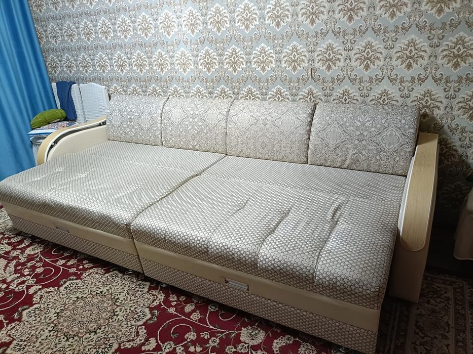Продам диван.    .