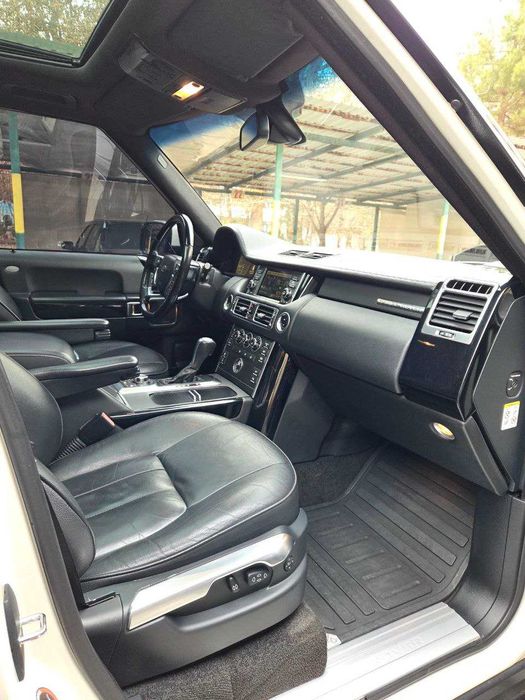 Продаю свою машину  RANGE ROVER