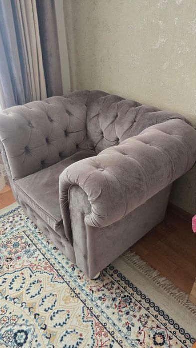 Продам диван с креслом