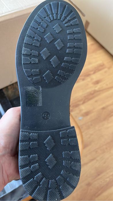 Pantofi piele noi 38 negrii