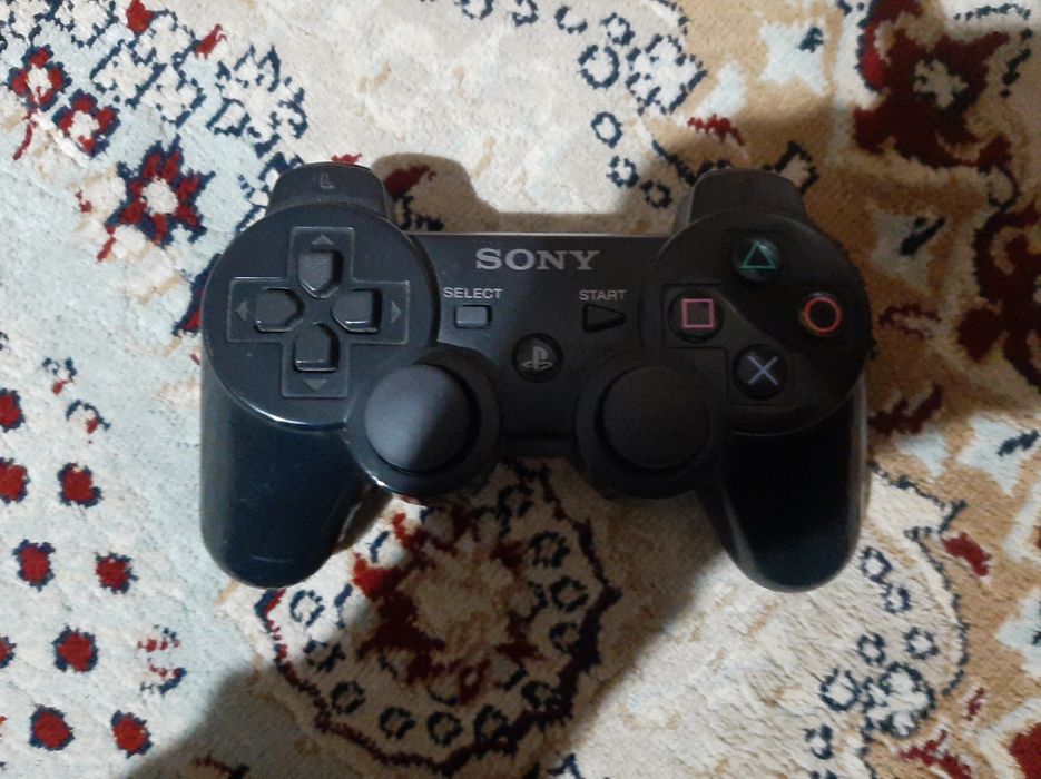 Продам playstation 3 super slim