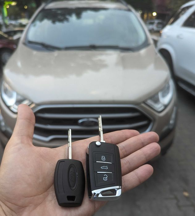 Deblocari auto Programare copiere chei Deschidere usi masini VW Renaul