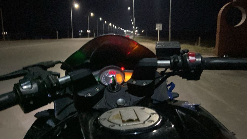 Продаю мотоцикл Рейсер шторм 300