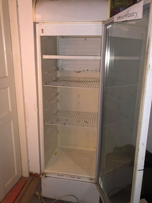 Холодильник для магазина