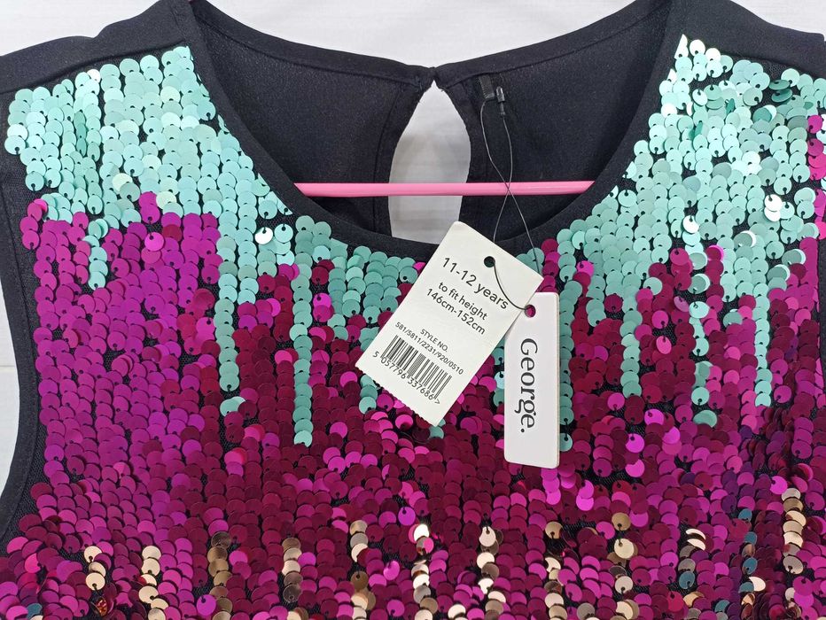 Новая кофточка с биркой. Женская. Или на Девочку