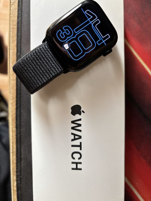 Apple Watch SE (Gen 2) 44mm Midnight